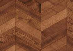 [:pl]Jesion koniak – jodełka węgierska[:en]Cognac Ash – Hungarian herringbone[:de]Esche Cognac – ungarische Fischgrät[:]